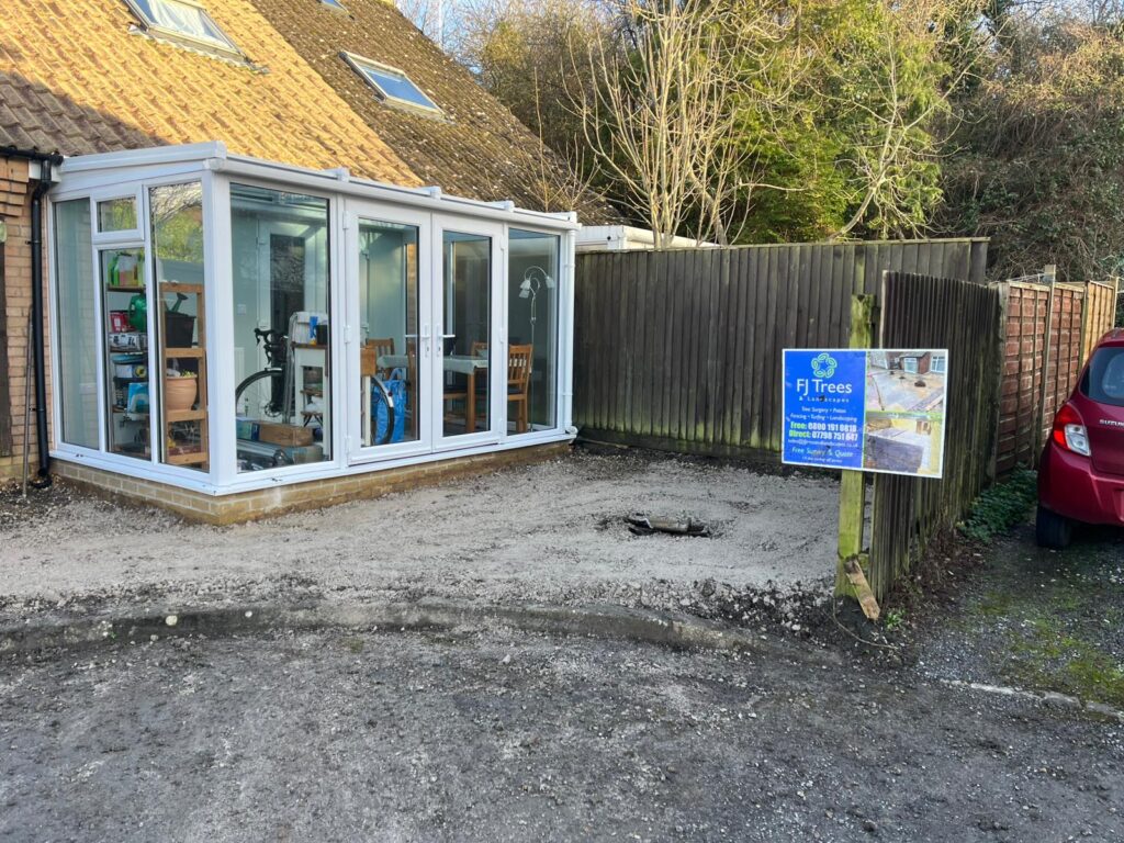 New garden fencing in Barry