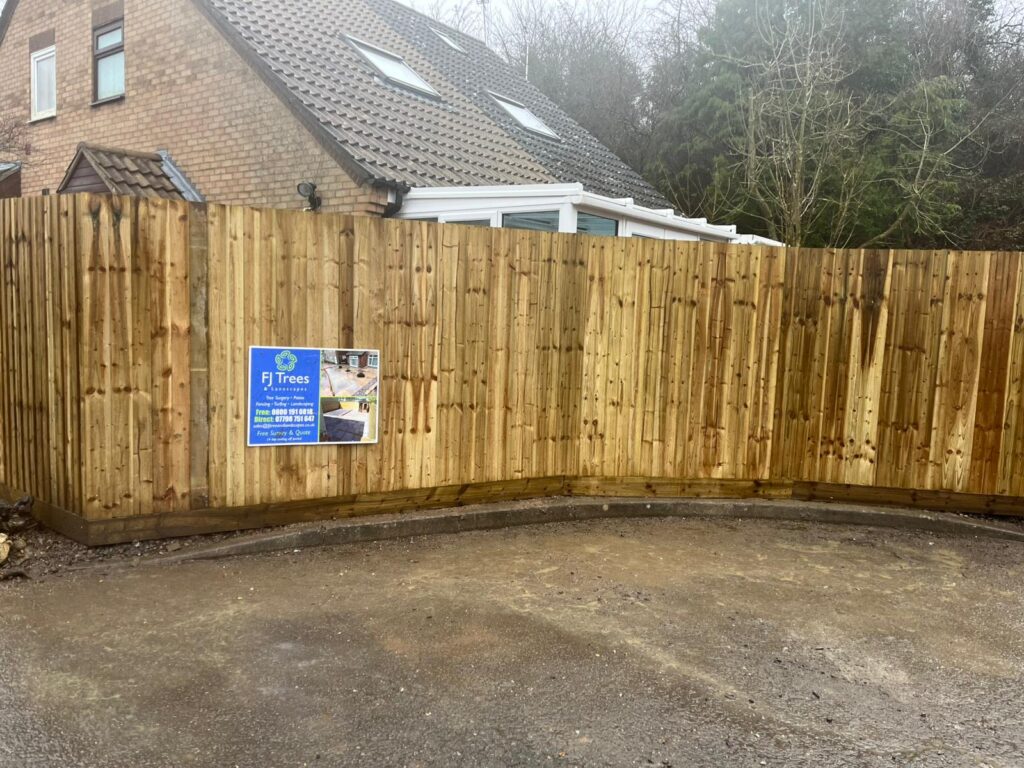 New garden fencing in Barry
