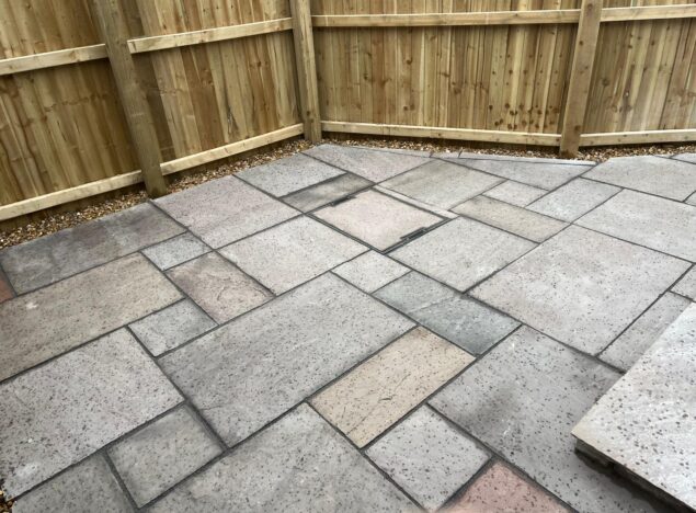 new garden fencing installation in Barry